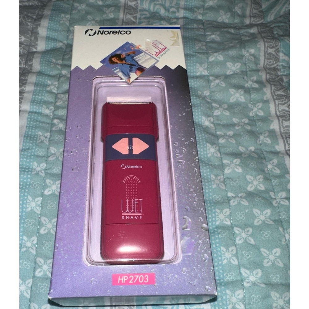 Norelco Wet Dry Shaver Cordless New In Box